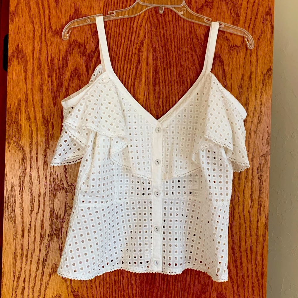 NWT BB Dakota White Ruffle Top